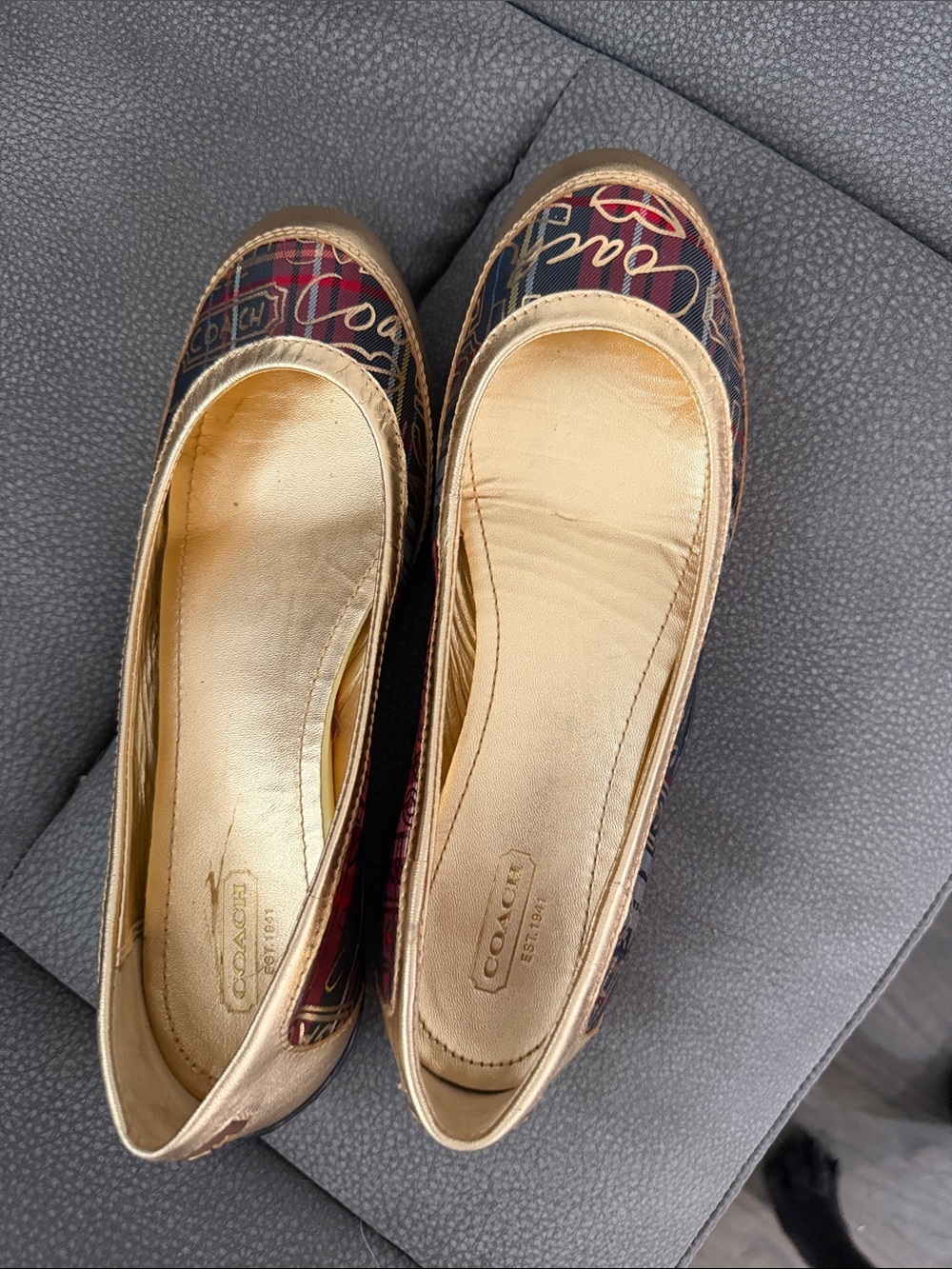 EUC Coach Women's Gold and Black Ballet Flats, size 8